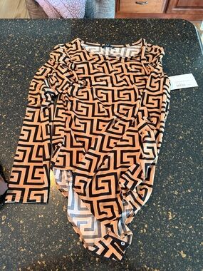 BLVD Black and Tan Geometric Long Sleeve Bodysuit